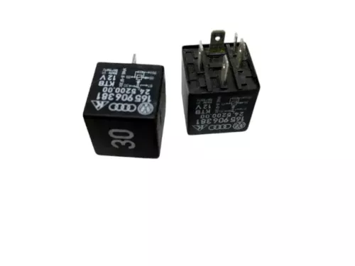 1x VW Audi Skoda Kraftstoffpumpe Kraftstoff Relais 30  165906381 165 906 381 (100207)