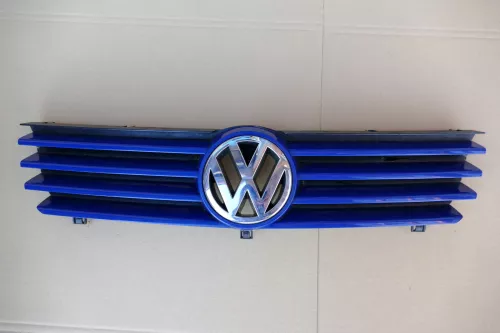 VW Polo 6N2 Grill Kühlergrill VW Zeichen blau LA5C (100305)