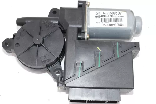 VW Polo 9N ektrischer Fensterheber Motor vorne rechts 6Q2959801A 4-Türer Ibiza