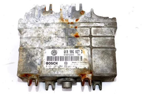 Seat Ibiza 6k Steuergerät Motor Motorsteuergerät 6K0906027D 37kw ALL 50PS