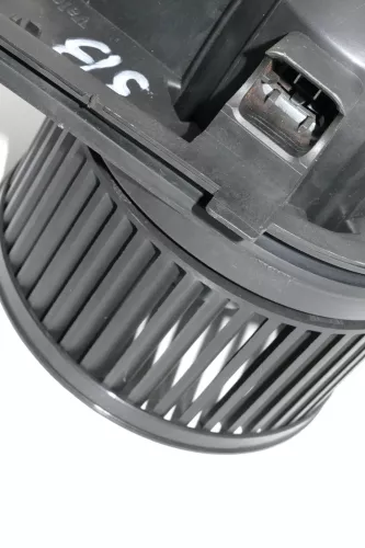 Audi A4 Passat 3B Lüfter Innenraum Gebläselüfter 8D1819021A Heizung (100767)