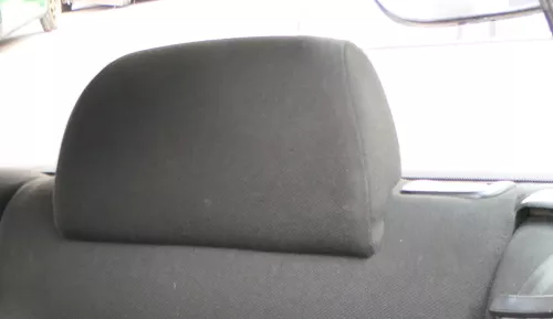 VW Passat 3B 3BG Kopfstütze Sitz Sitze schwarz hinten rechts oder links (100966)