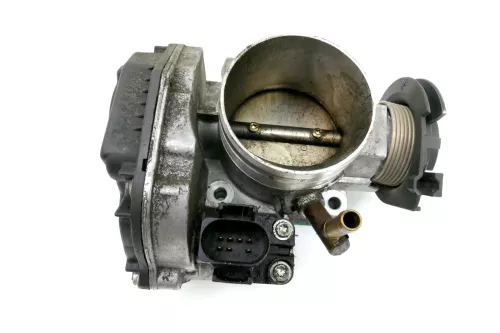 VW Golf 3 Drosselklappe Vergaser 037133064D 1,6 74kw AFT ASK Motor