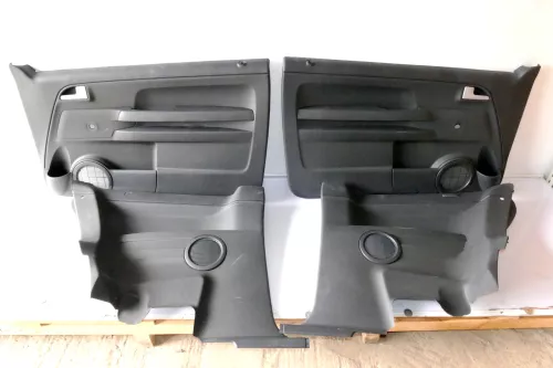 VW Fox 5Z Türverkleidung Verkleidung Tür vorne + hinten rechts + links schwarz (101251)