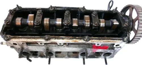 VW Passat 3B A4 Zylinderkopf 1,6 74kw 101PS von Motor ADP Kopf Nockenwelle