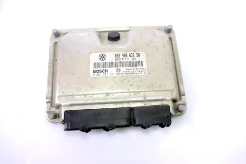 VW Lupo 6X Steuergerät 1,4l 44kw 60PS AUD Motor 030906032DQ 030 906 032 DQ (101613)