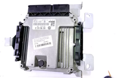 VW Touran Steuergerät Motor Motorsteuergerät 1,9 TDI BKC 77kw 03G906016CD (101706)