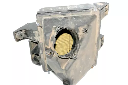 Audi A6 4B Luftfilterkasten Deckel Luftfilter 4B0133835M 2,5 TDI