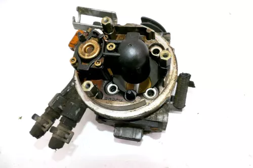 VW Golf 3 Vento Drosselklappe Vergaser 0438201208 ABD 1,4l 60PS 44kw 030023N (102084)