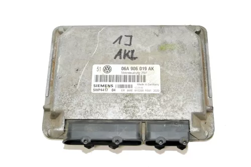 VW Golf 4 Bora Steuergerät 1,6l 74kw 101PS 100PS AKL AEH Motor 06A906019AK