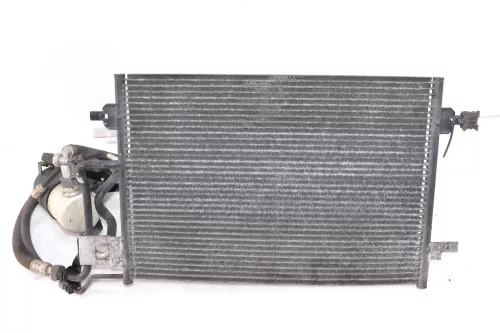 VW Passat 3B Klimakühler Klimaanlage Klima Kondensator mit Leitung 1,8 T 1,9TDI