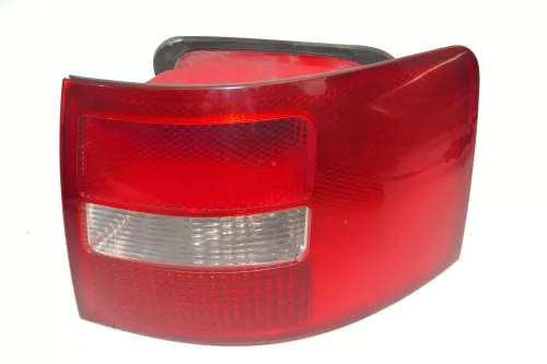 Audi A6 4B Kombi Avant Rücklicht hinten rechts Heckleuchte 4B9945096F (103369)