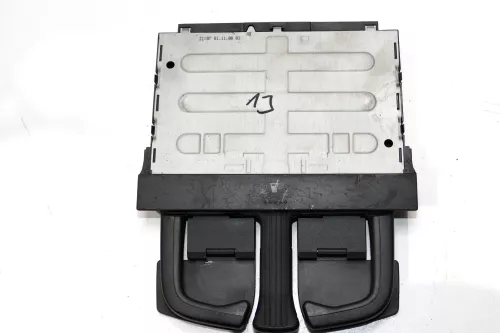 VW Golf 4 Bora Becherhalter Getränkehalter Dosenhalter Halter Getränke N Flasche (103691)
