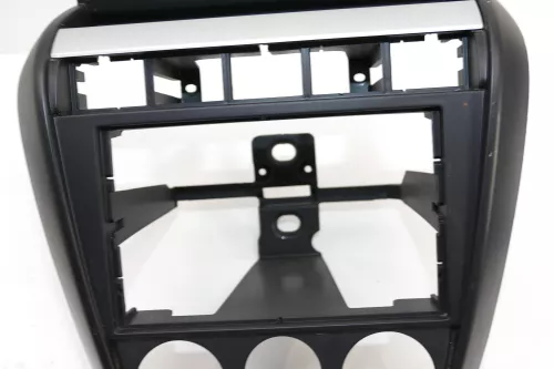 VW Fox 5Z Mittelkonsole Verkleidung um Radio schwarz 5Z0858061A  (104040)