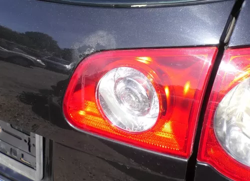VW Passat 3C Variant Kombi Rücklicht hinten rechts innen Rückleuchte Heckklappe (104109)