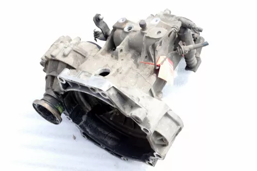 VW Golf 4 Bora Skoda Octavia Getriebe DUU 1,6 74kw 101PS ca.177.000km (104846)