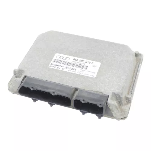 Audi A3 8L Steuergerät 1,6SR 74kw 06A906019E 101PS AKL Motor