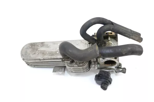 VW Bora  Golf 4 Drosselklappe Reglerklappe Abgaskühler 1,9 AXR 74kw 101PS (105232)