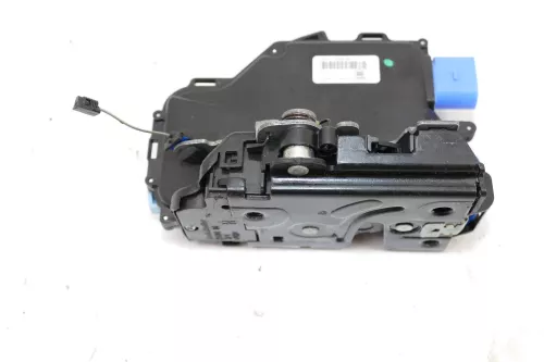 VW Golf 5 V Octavi Tür Türschloß mit Zentralverriegelung hinten rechts 7L0839016 (105674)