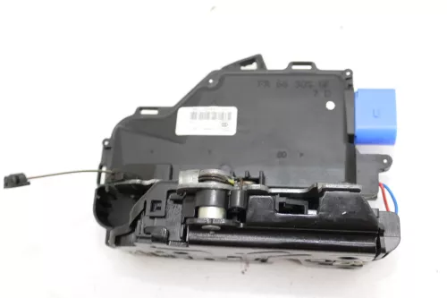 VW Golf 5 V Octav Tür Türschloß mit Zentralverriegelung vorne rechts 3D1837016AC (105675)