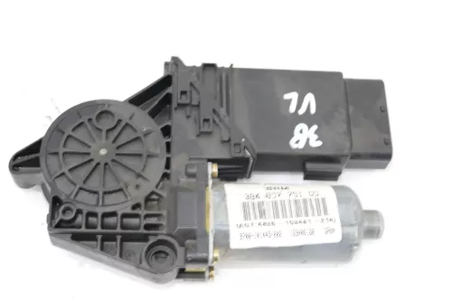VW Passat 3B ektrischer Fensterheber vorne links 3B4837751GD Fensterhebermotor