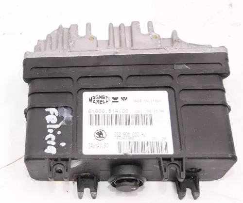 Skoda Felicia Steuergerät 1,6 55kw AEE 032906030AJ Motor Motorsteuergerät (106282)