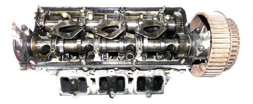 VW Passat 3BG Zylinderkopf Kopf Nockenwelle 2,5 TDI 132kw 180PS BDG LINKS