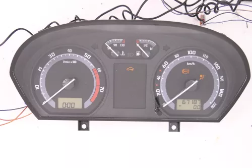 Skoda Fabia 6Y Tacho Tachometer Kombiinstrument 6Y0920881M 67.000KM 1,2 47kw 40k (106548)