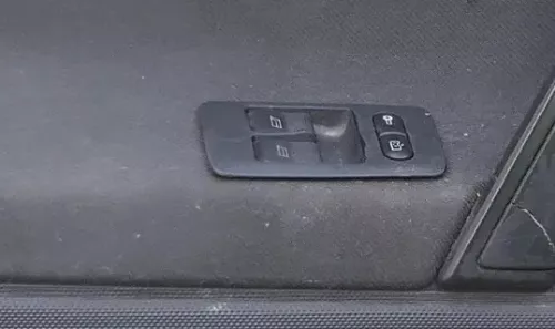 VW Polo 6N2 Schalter elektrischer Fensterheber elektrisch Schaltereinheit links (106599)