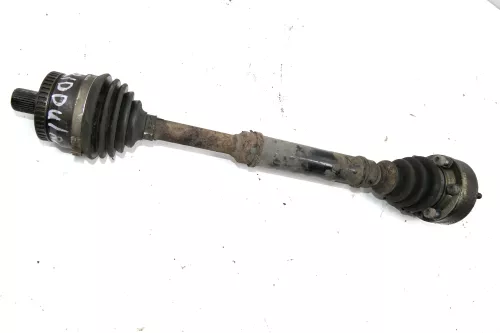 Audi A4 B5 3B Antriebswelle Gelenkwelle rechts vorn 8D0407272AQ 1,8 1,8T 2,0 (106791)