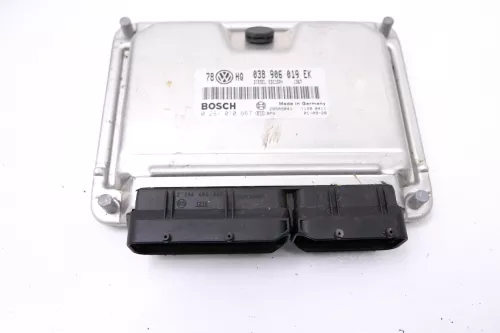 VW Passat 3BG Steuergerät Motor Motorsteuergerät 1,9 TDI 74kw AVB 038906019EK (107067)