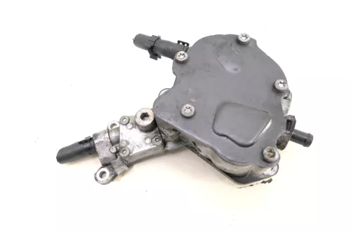 VW Golf 4 Bora A3 1,9 2,0 TDI Unterdruckpumpe Vakuumpumpe 038145209N BLS