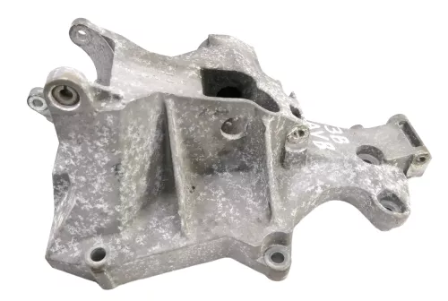VW Passat 3B A4 Halter Konsole Lichtmaschine Träger 1.9 TDI  038903143AE (107514)