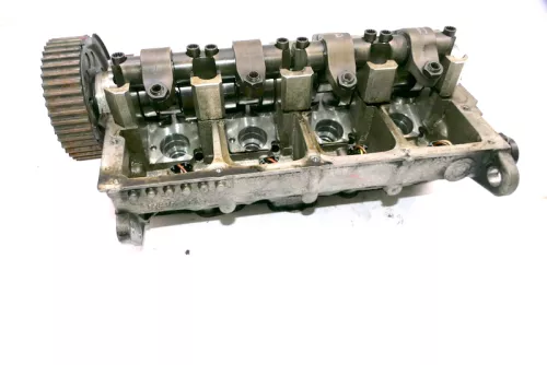 VW T5 LT Zylinderkopf 1,9 TDI 62kw 85PS von Motor BRR BRS (OHNE PD-Elementen)