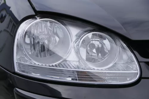 VW Golf 5 V Scheinwerfer rechts vorne 1K6941030P (KEIN XENON!) (107833)