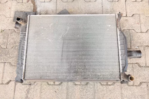 Audi A6 4B Kühler Ladeluftkühler Wasserkühler 2,5 TDI V6 4b0145805a  (108226)