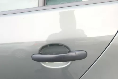 VW Golf 5 V 1K Tür Türrahmen hinten links 4/5-Türer grau LA6Q mit der Scheibe  (108545)