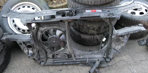 Audi A6 4B Schloßträger Klimakühler 2,5 TDI V6 Facelift