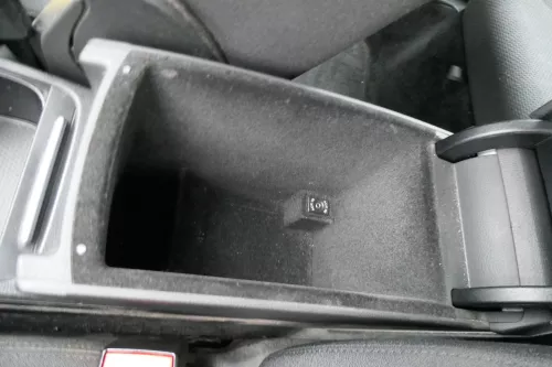VW Passat 3C Mittelarmlehne Armlehne Fach original komplett zum nachrüsten (109295)