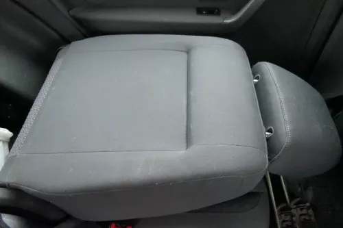 VW Touran Sitz hinten links anthrazit (hinterm Fahrersitz) Rücksitz (109566)