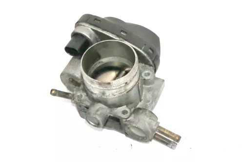 VW Passat 3BG Audi A4 B5 Drosselklappe 06B133062F 06B133062L 1.6 ANA 2.0 AZM (109735)