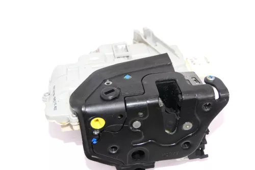 Audi A3 8V A4 8K Q7 Stellmotor Tür Türschloß mit ZV hinten links 8K0839015 (110419)