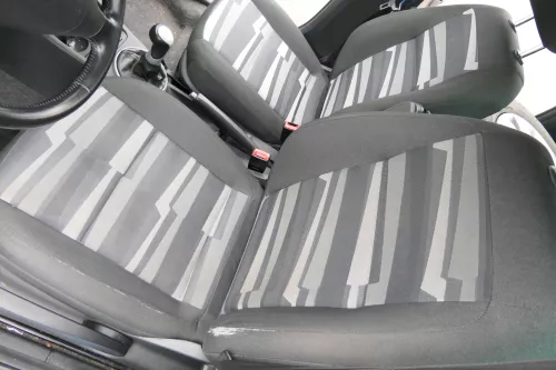 Skoda Fabia Roomst 5J Sitz vorne links Fahrersitz 4/5 Türer Kombi höhenverstellb (110794)