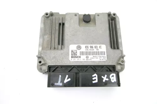 VW Touran Steuergerät 1.9 TDI 77kw 105PS BXE Motor 03G906021KC (111215)