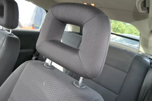 Audi A2 8Z Kopfstütze vorne soul schwarz