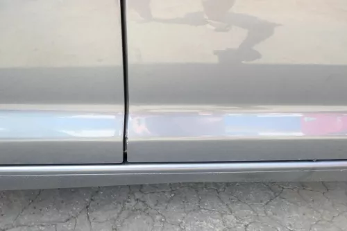 VW Touran 1T 1T3 Tür vorne rechts Beifahrertür grau LD7X - ohne Anbauteile (111758)