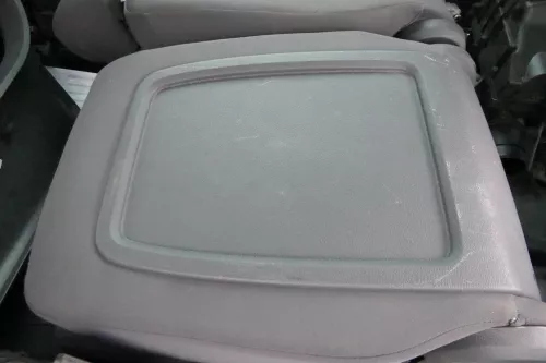 VW Touran Sitz hinten mitte titanschwarz/anthrazit (hinter Fahrersitz) Rücksitz  (111859)