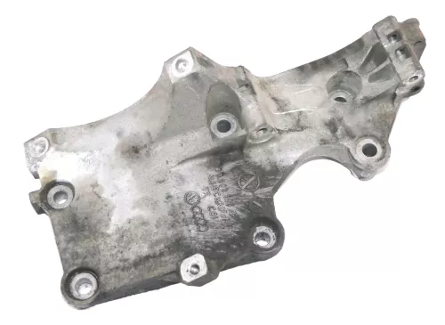 VW Passat 3C Golf 5 Halter Konsole Lichtmaschine Träger 1.9 TDI 038903143AF