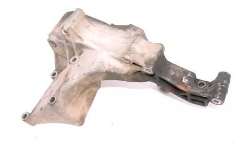 VW T4 LT Halter Konsole Lichtmaschine Träger 1.9 TDI 074145169F (Klimaanlage ) (112423)
