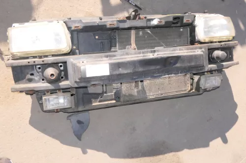 VW Polo 6N Schloßträger Halter mit Kühler Scheinwerfer Lüfter (112875)